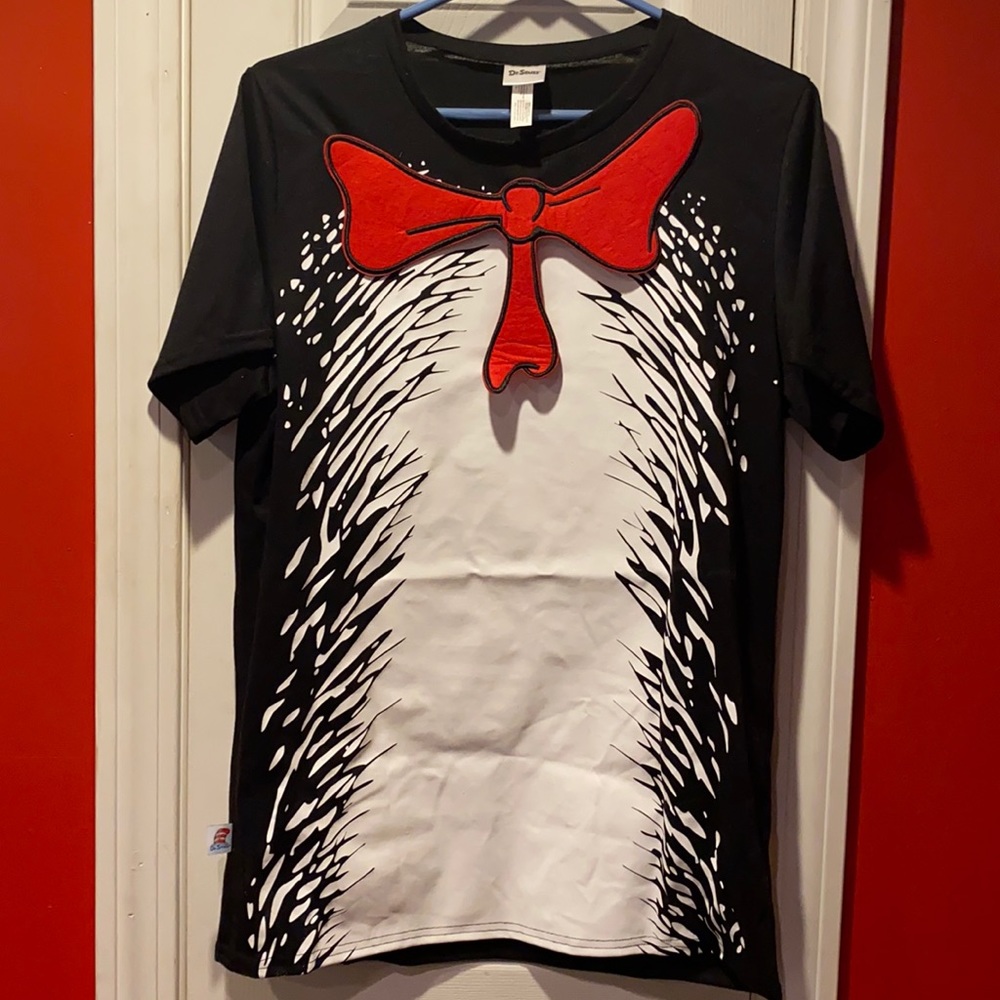 Cat in the Hat Tee <3 Dr. Seuss